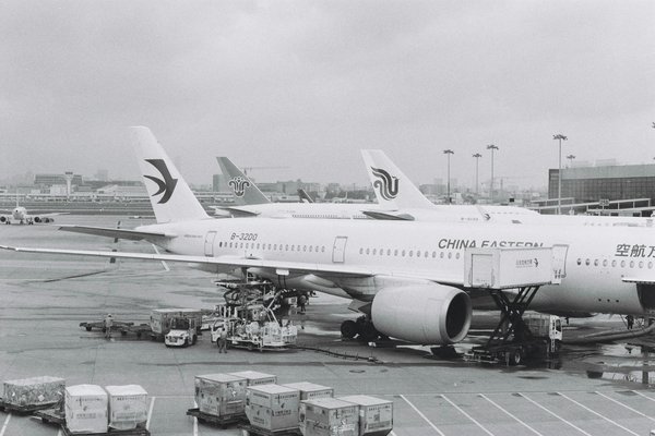 Comment organiser une expédition de trekking dans les montagnes de l'Atlas, Maroc : équipements et conseils pratiques?